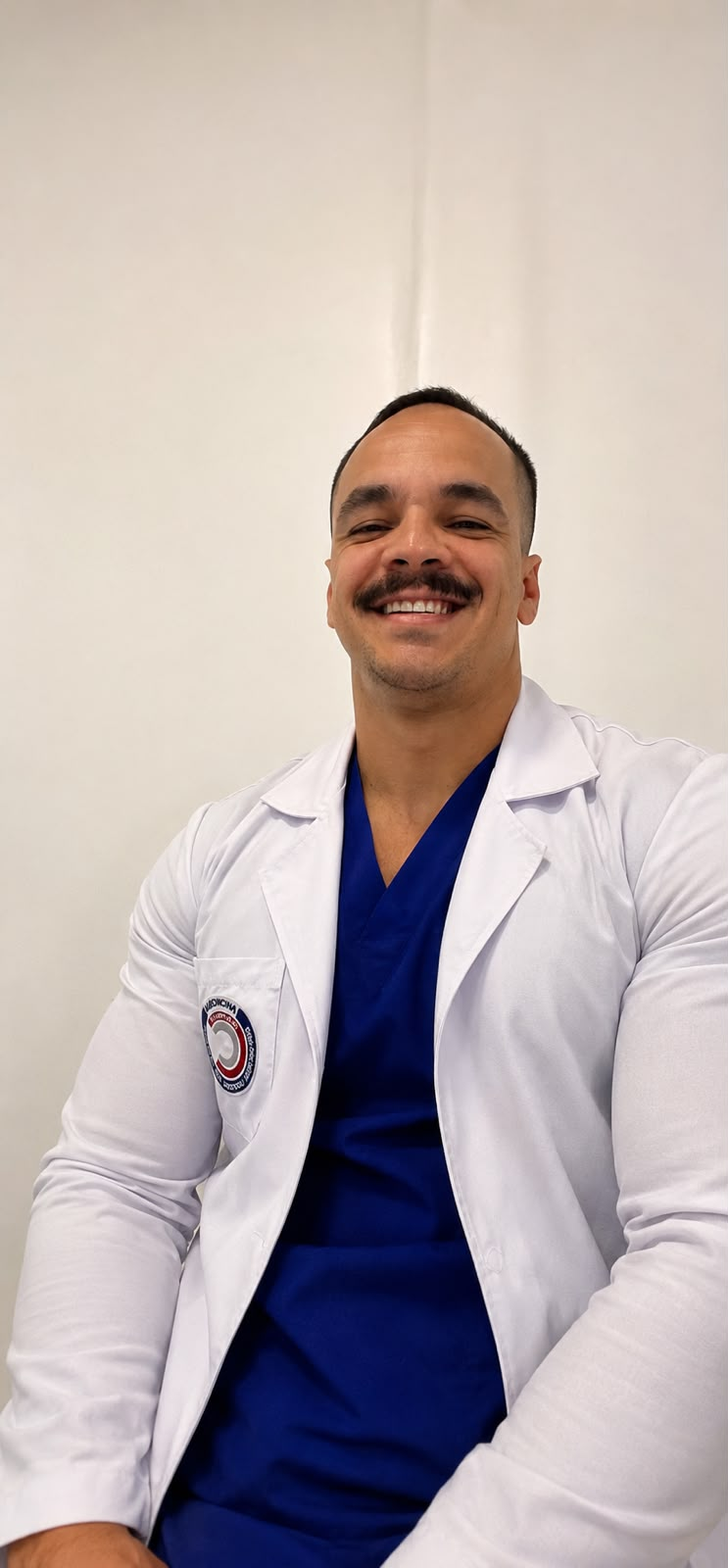 Jonas, fundador da JOTA Imóveis